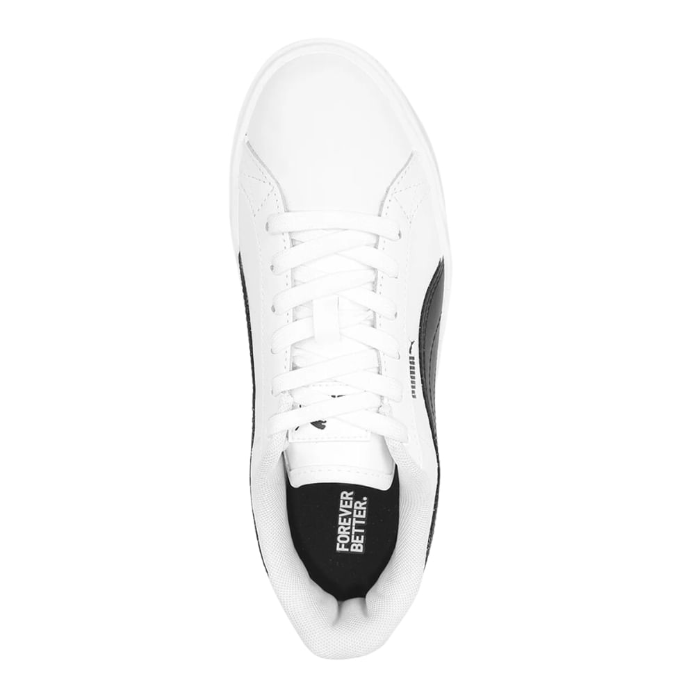 Vista superior do tênis Puma Karmen L BDP branco com detalhes pretos e palmilha preta