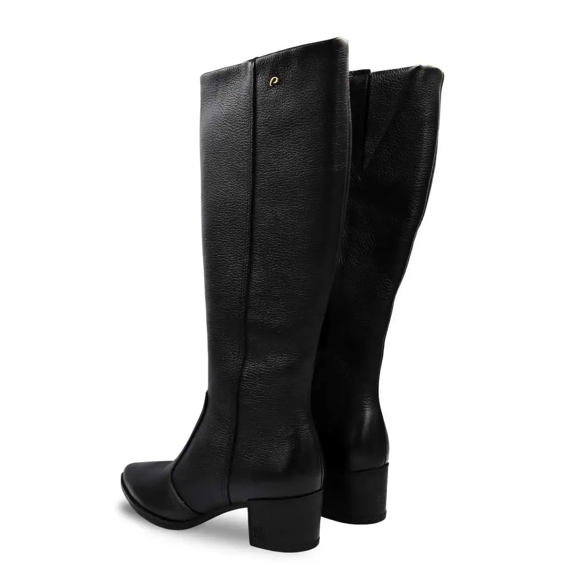 Bota Pegada Burnished preta cano alto vista posterior lateral direita com zíper e salto bloco