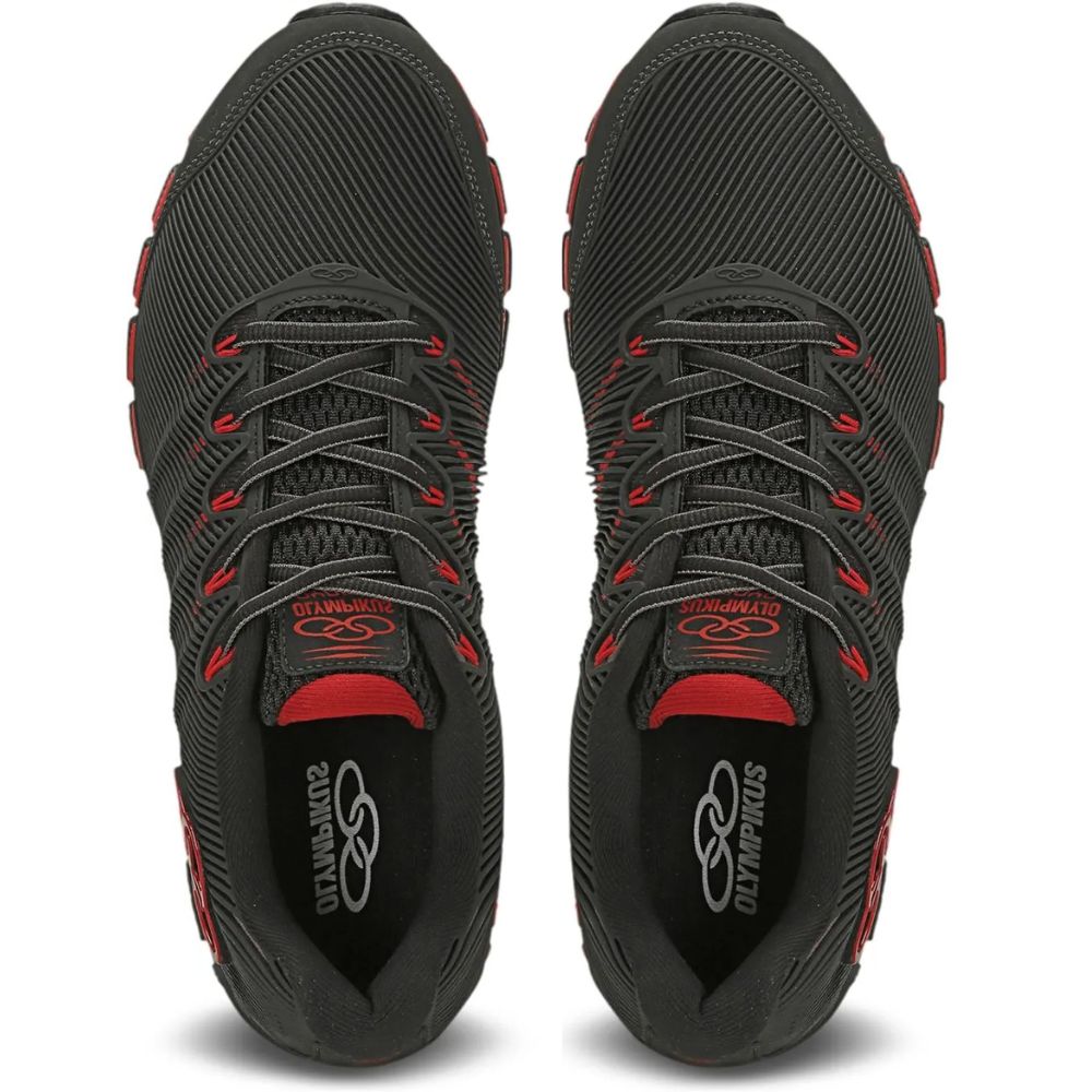 Visão superior do tênis masculino esportivo Olympikus preto e vermelho