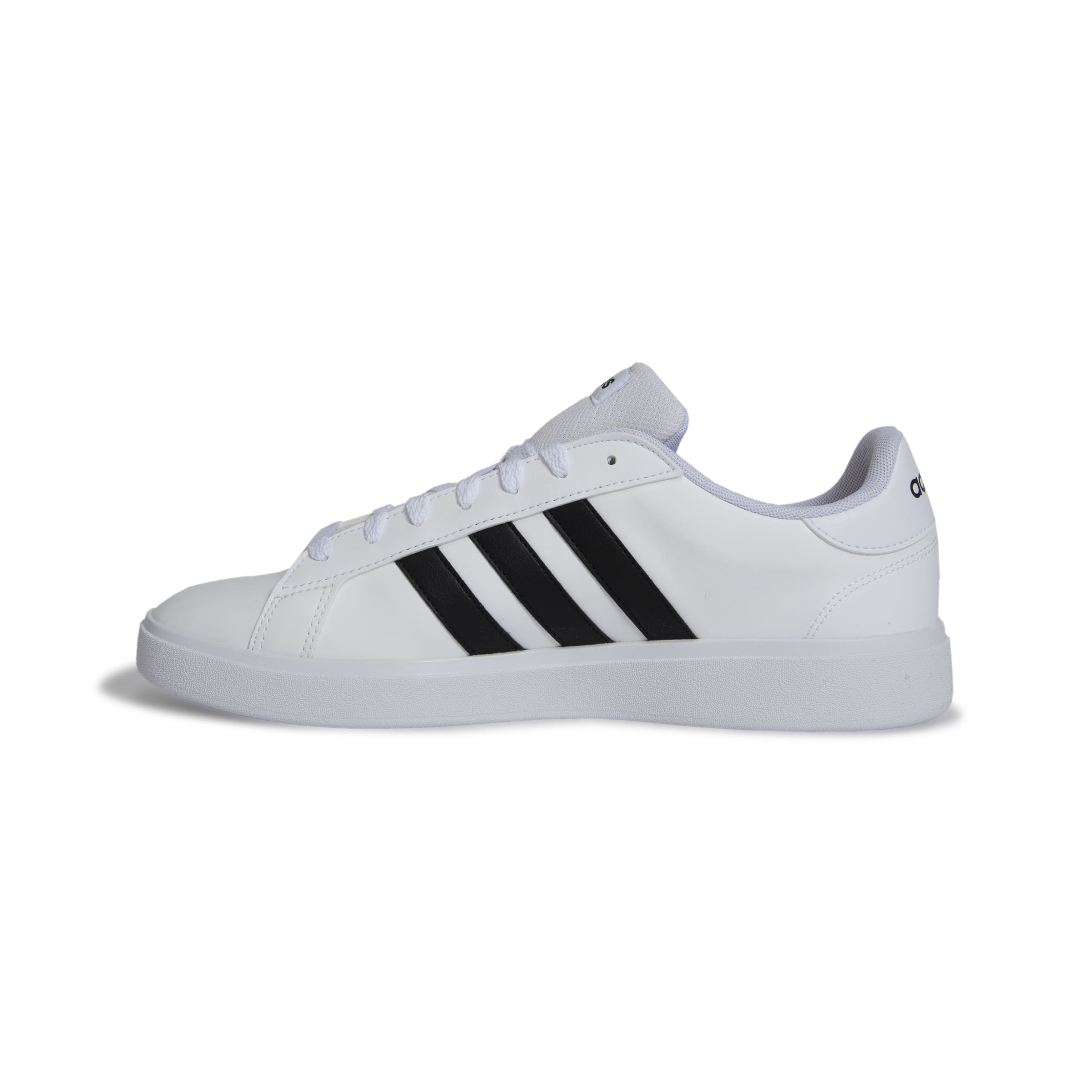 IQ5679_5_FOOTWEAR_Photography_Side-Medial-Center-View_white.jpg