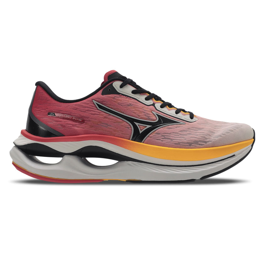Tênis Mizuno Wave Creation 26 masculino vermelho exibido de perfil esquerdo com cabedal em mesh e detalhes em vermelho e rosa