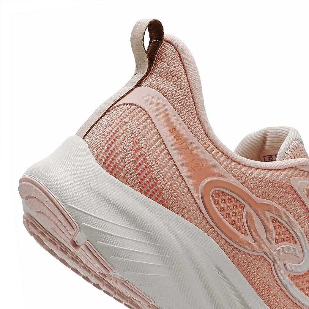 Detalhe do calcanhar e sola do tênis Olympikus Swift 5 rosa claro