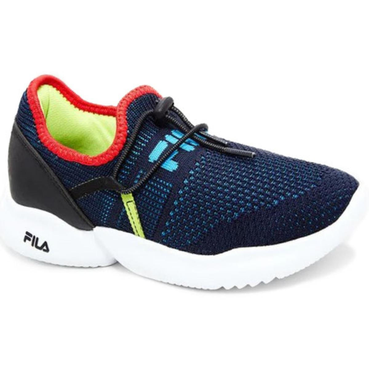 Tênis infantil Fila Play vista lateral azul marinho com detalhes em verde limão e borda vermelha, fechamento com cordão elástico