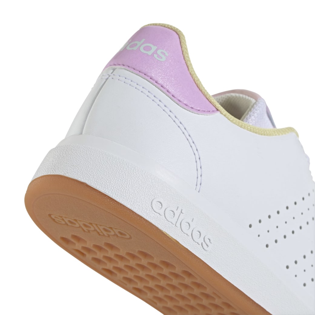 JI4191_8_FOOTWEAR_Photography_Detail-View-1_white