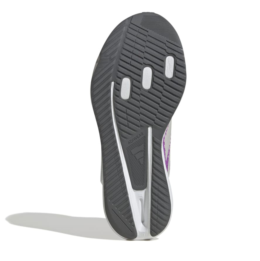 IH8222_4_FOOTWEAR_Photography_Bottom-View_white