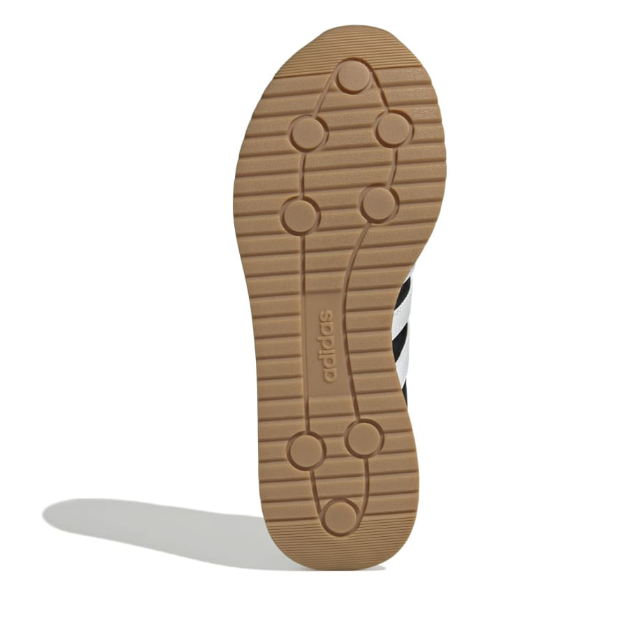 IH8585_4_FOOTWEAR_Photography_Bottom-View_white