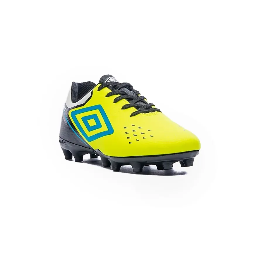Chuteira Umbro Adamant Top Limão vista 3/4 frontal com cadarços pretos e logo Diamond azul.