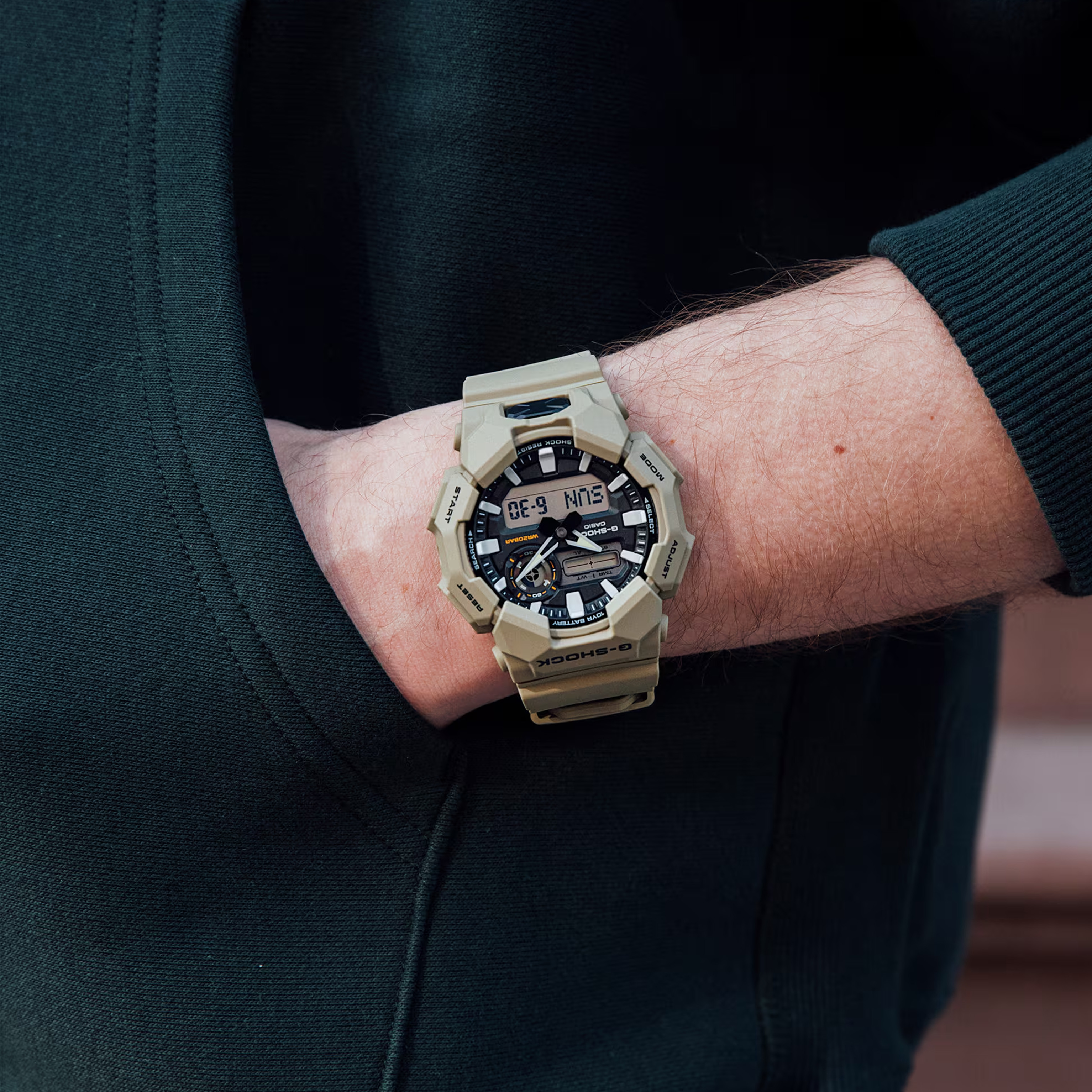 Casio-Relogio-G-SHOCK-GA-010-5ADR-Bege-Sint1