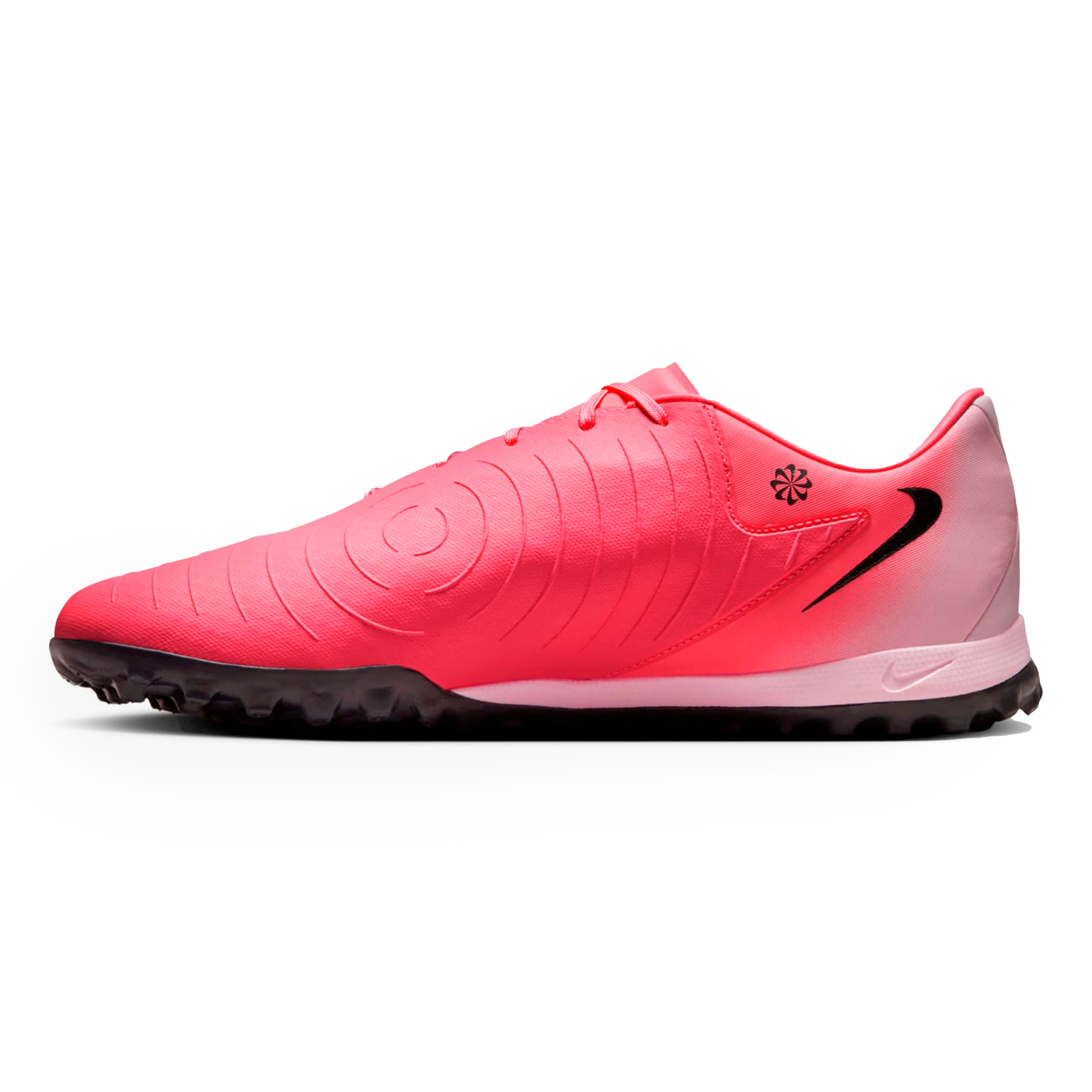 Chuteira Society Nike Phantom GX II Masculino Rosa vista lateral direita com detalhes em rosa claro e logo preto