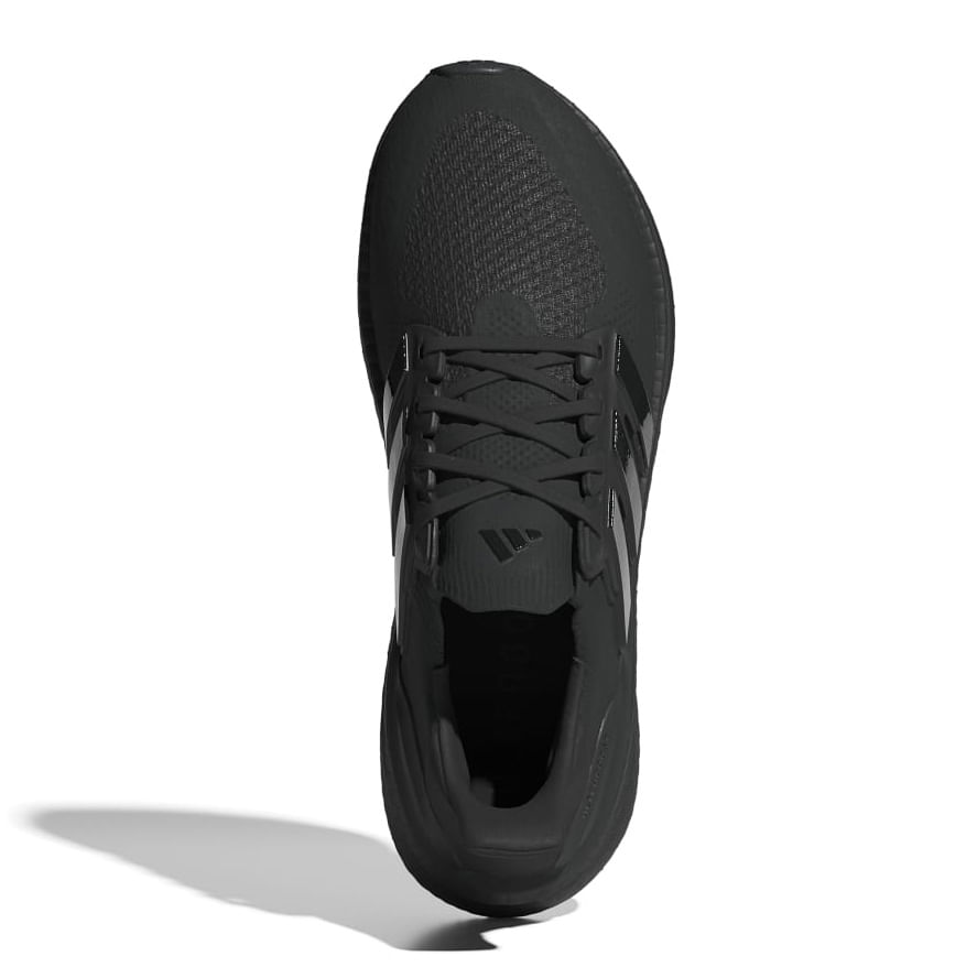 ID8812_3_FOOTWEAR_Photography_Top-Portrait-View_white
