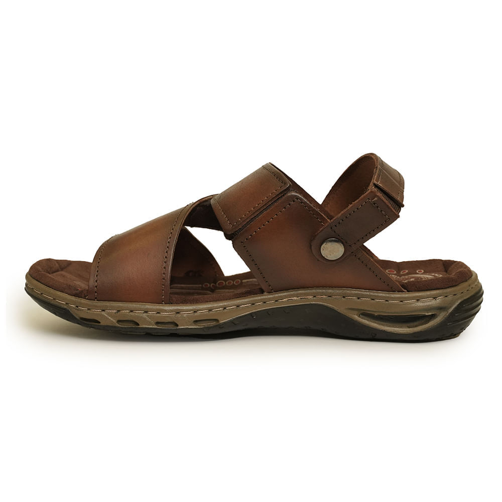 Sandalia-Masculina-Fechada-Couro-Tiras-Pegada-Marrom