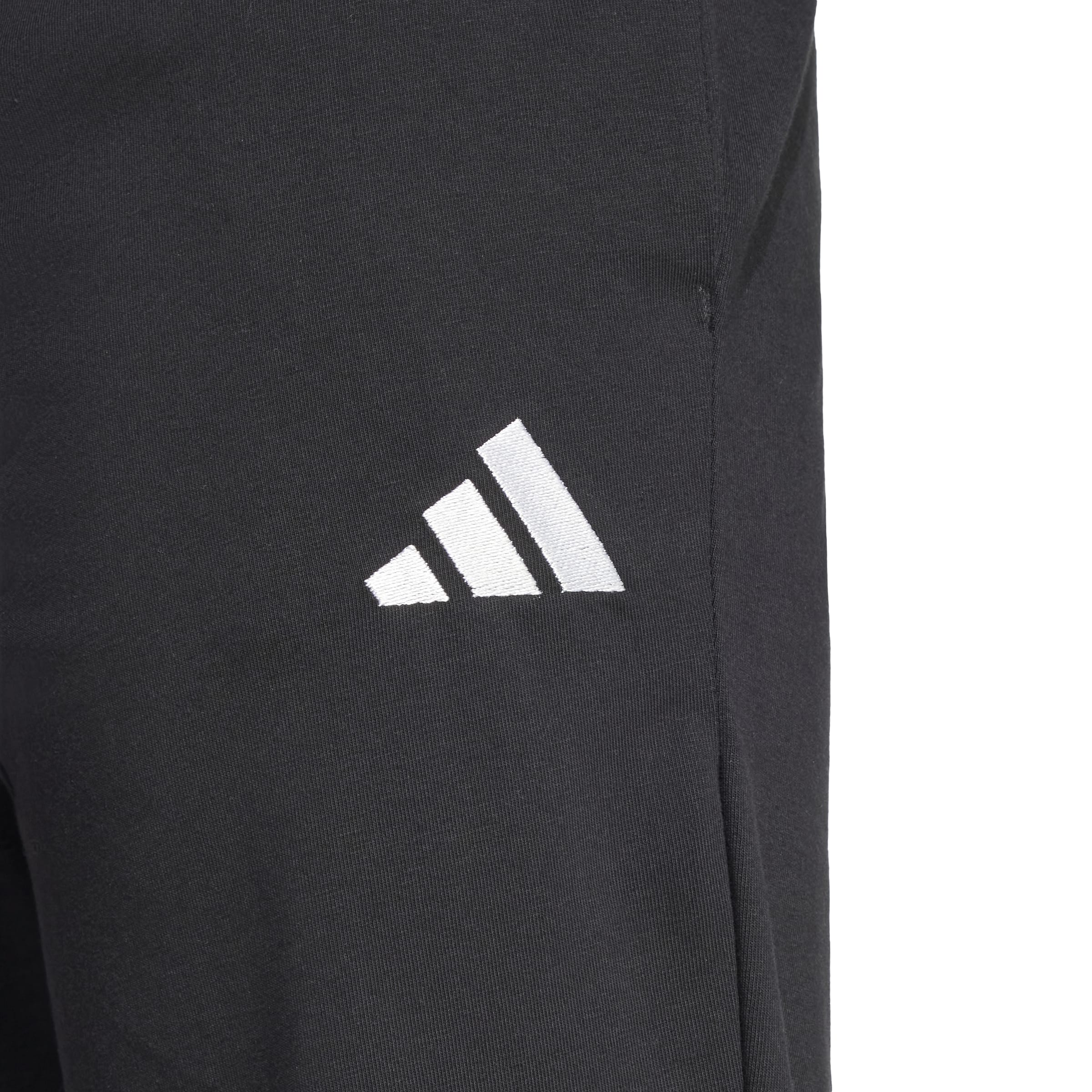 JF1105_5_APPAREL_On-Model_Detail-View-1_white