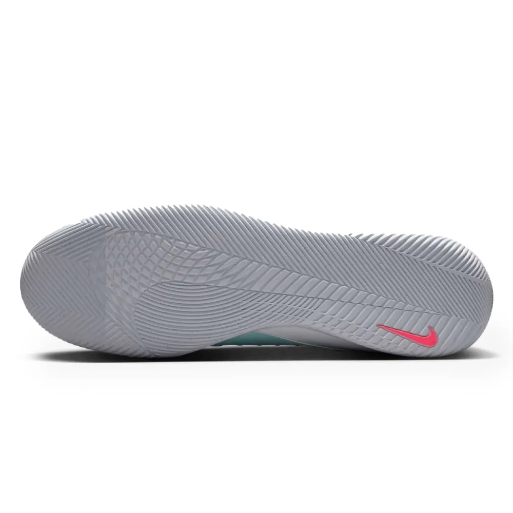 Nike-Chuteira-PHANTOM-GX-II-CLUB-FJ2568-300-VerdeLaranjaBranco-Sint--1-