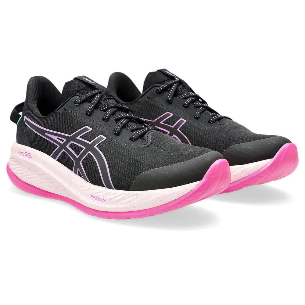 Par de tênis Asics Gel-Cumulus 25 Lite-Show preto mostrando ângulo frontal com detalhes refletivos.