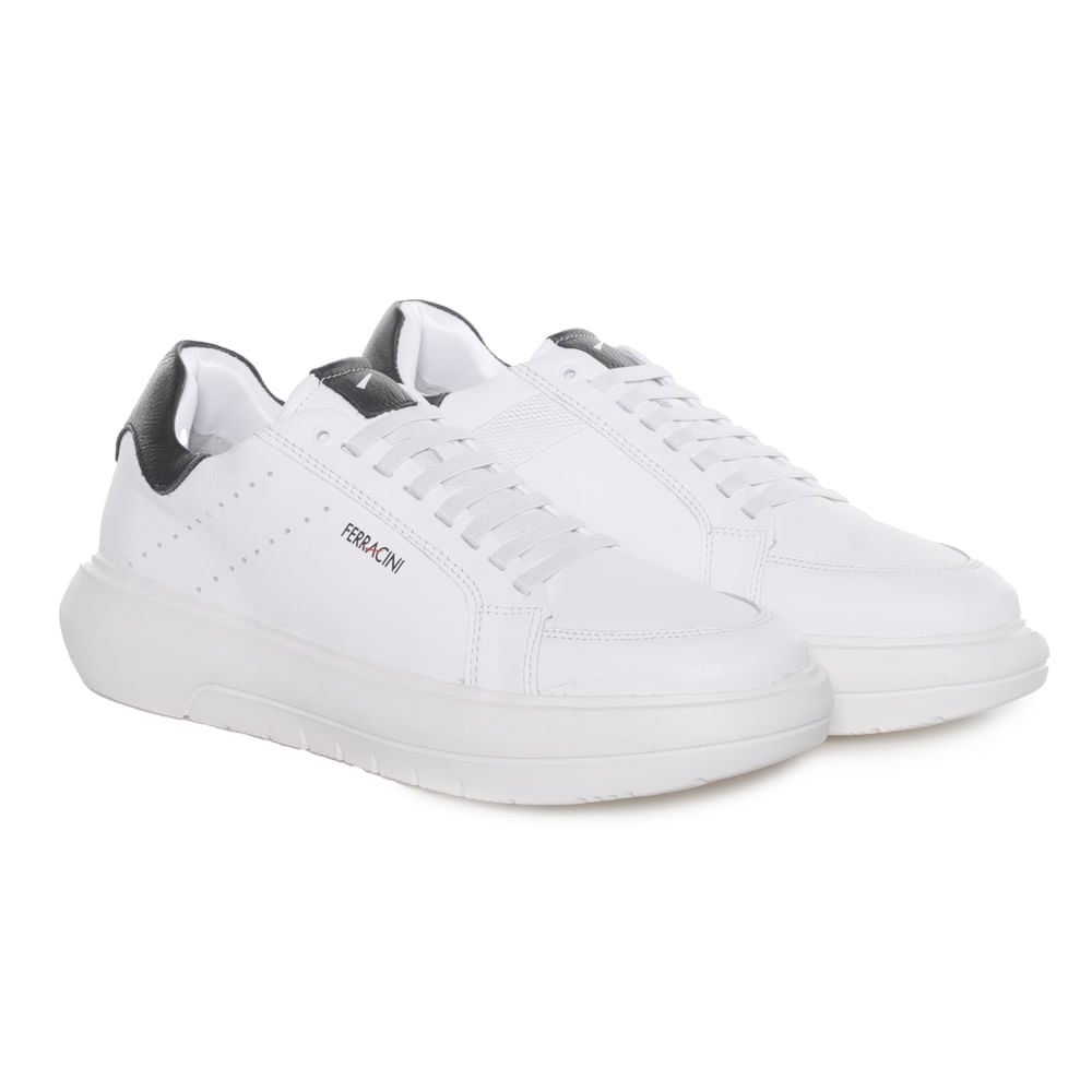 Tênis casual Ferracini Easy Masculino branco destacando conforto e design