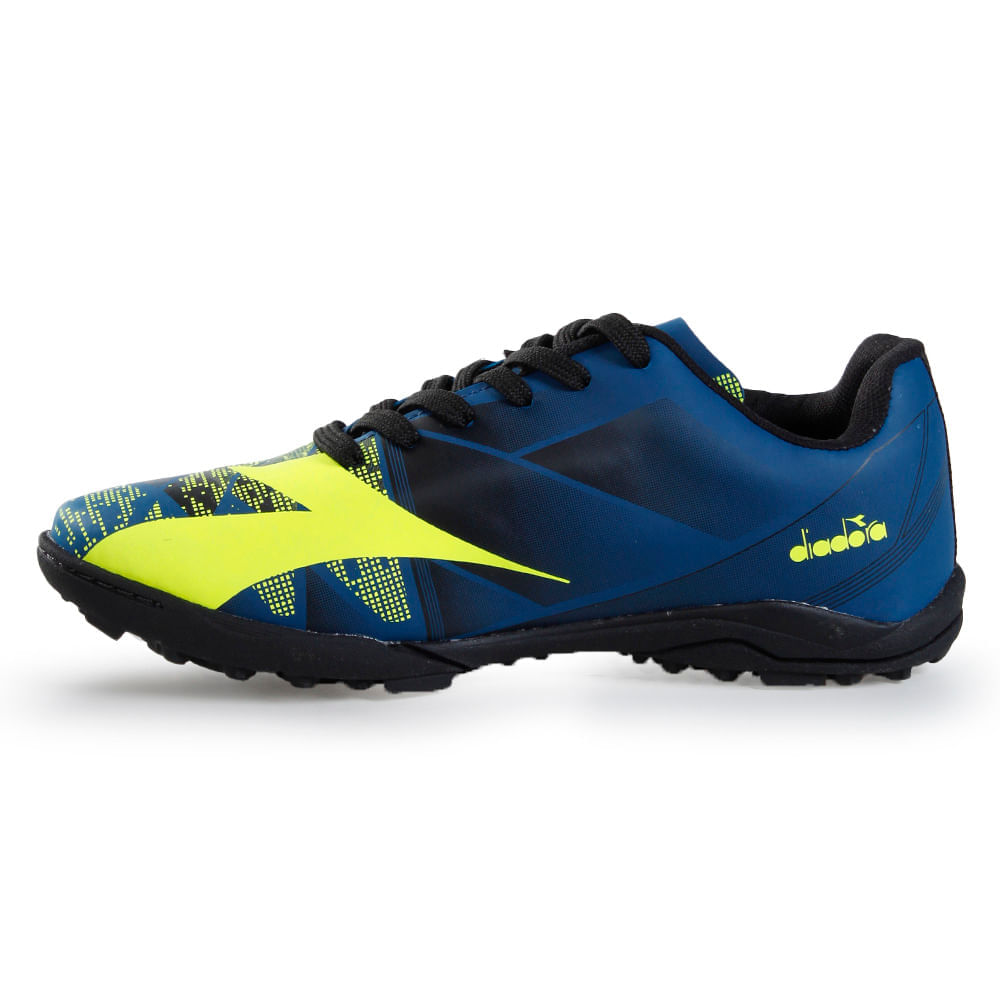 Chuteira unissex Diadora Squadra II society azul e preto vista lateral esquerda