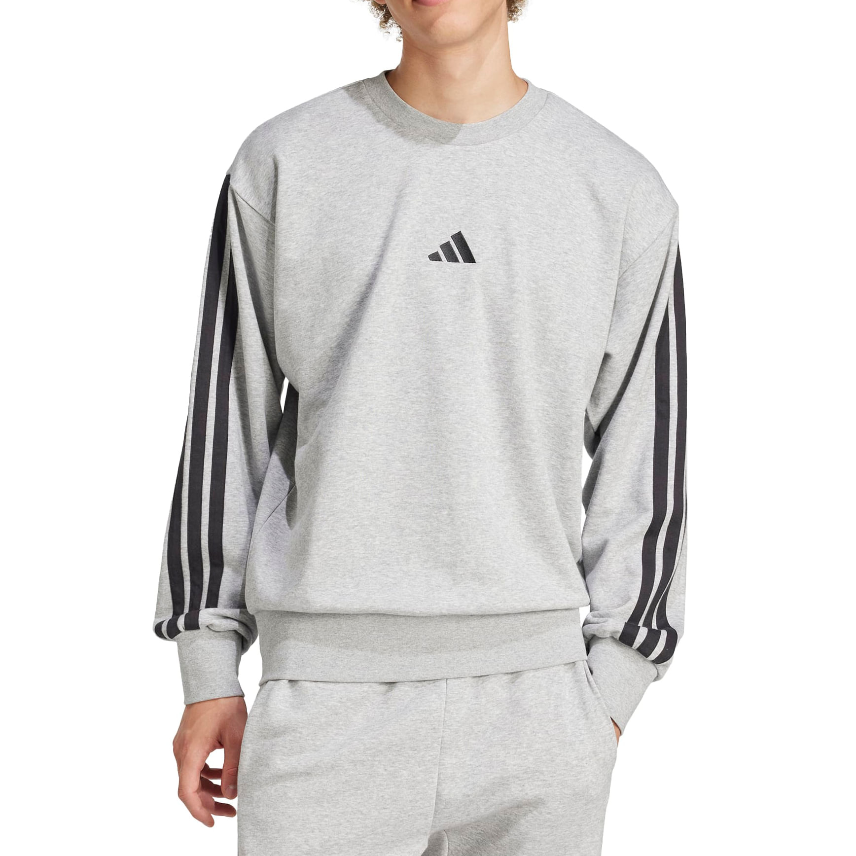 JE6374_3_APPAREL_On-Model_Standard-View_white