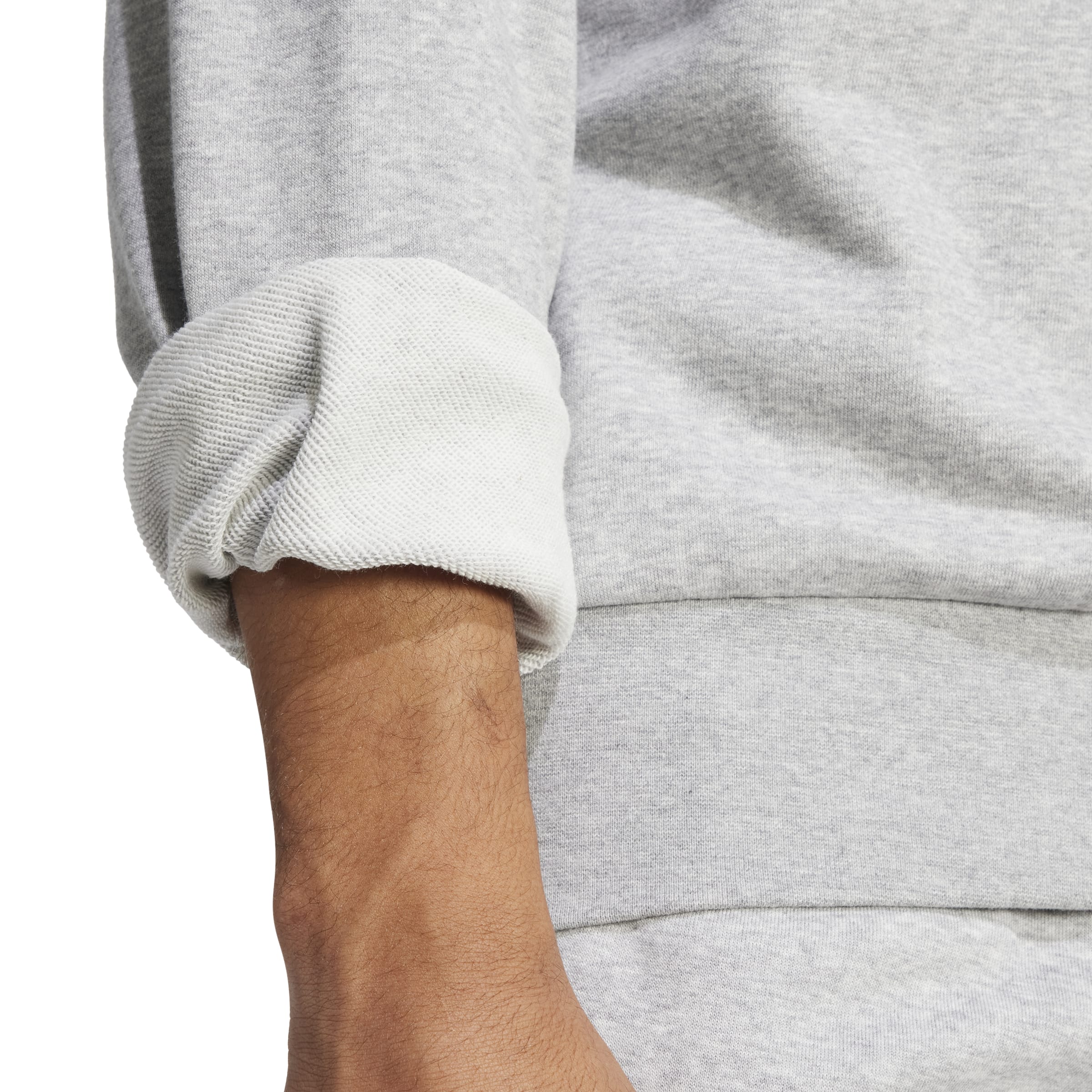 JE8952_6_APPAREL_On-Model_Detail-View-2_white