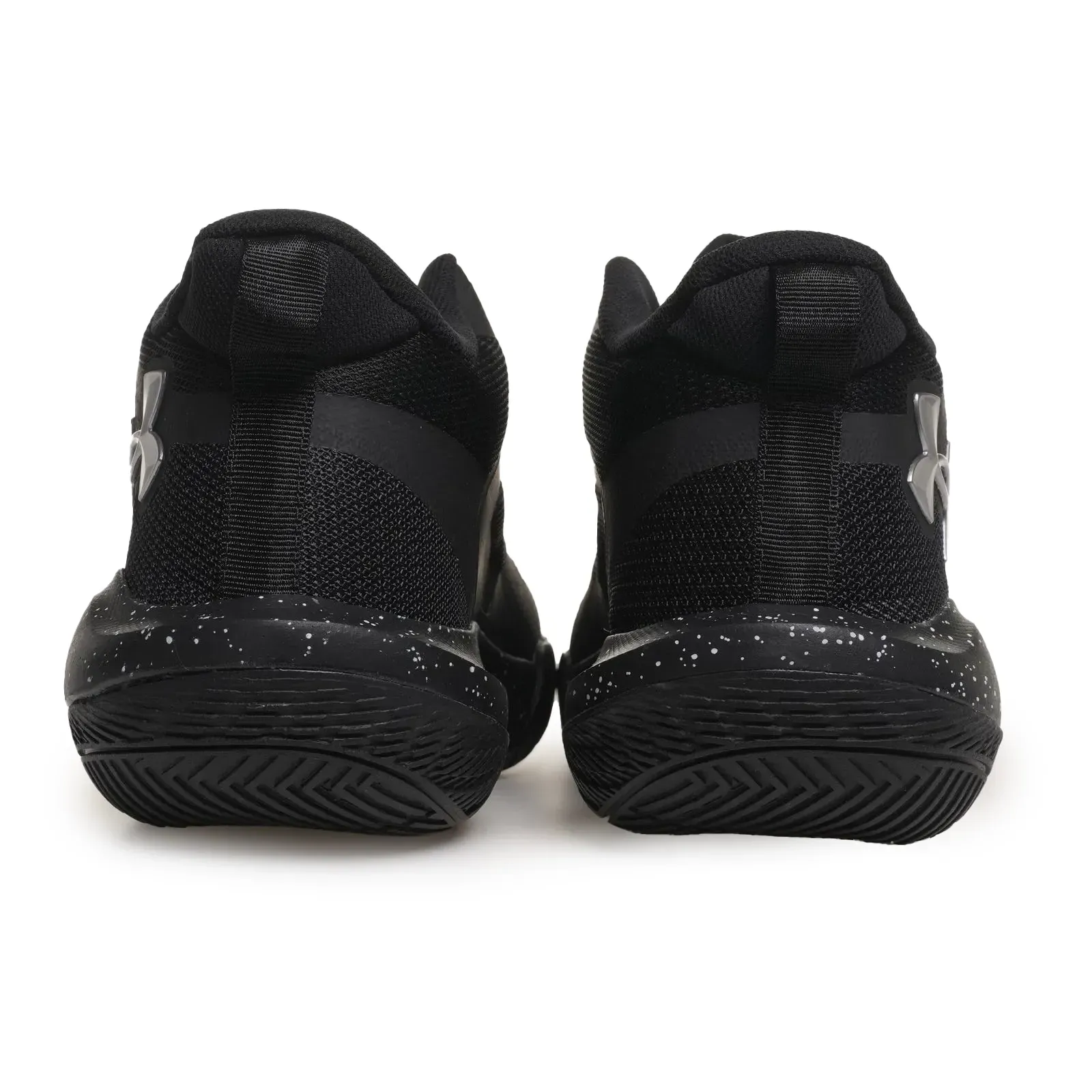 Under-Armour-Tenis-BANKSHOT-SE-6007003-002-BKWTWT-PretoBrancoBranco-Sint--5-