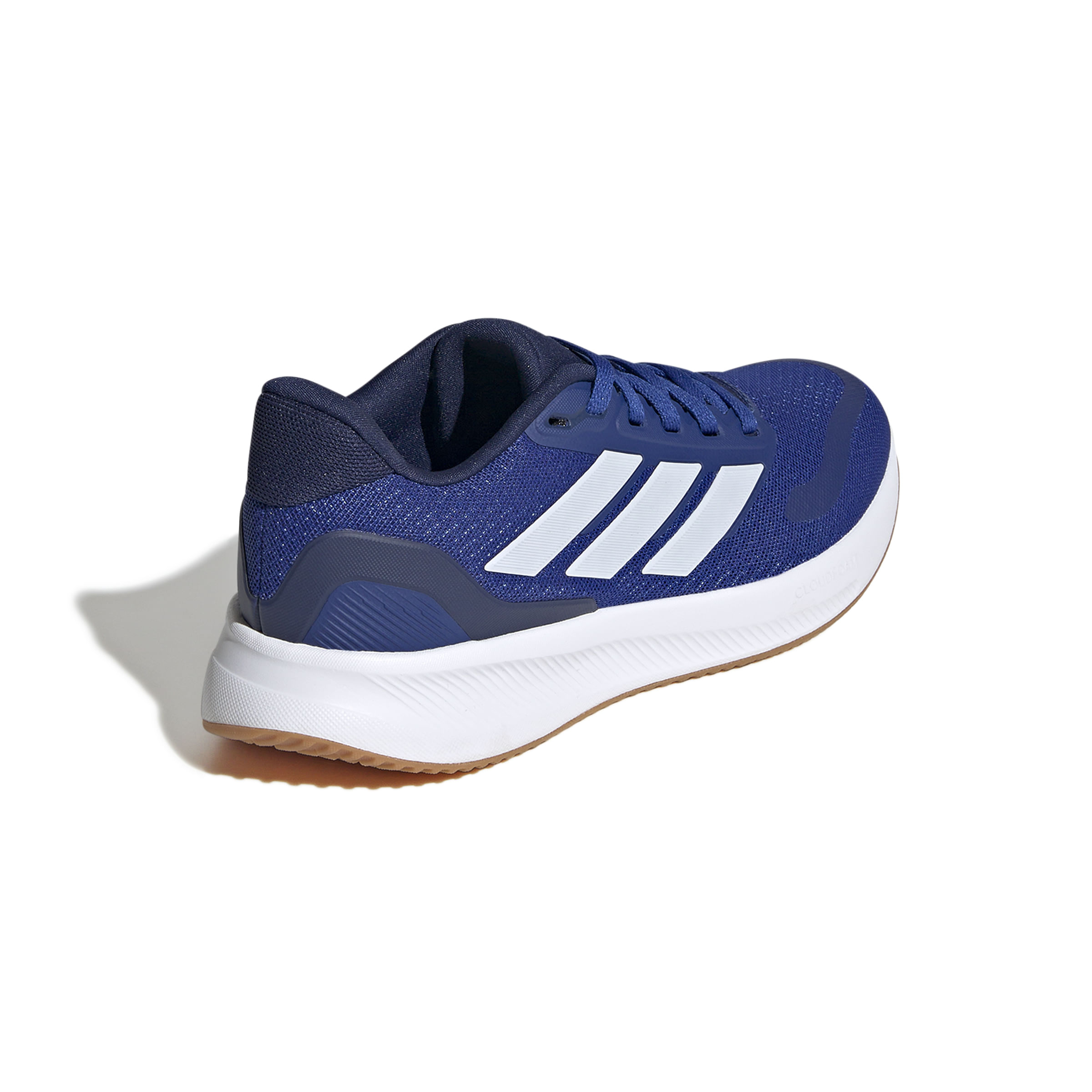 JP5139_7_FOOTWEAR_Photography_Back-Lateral-Top-View_white