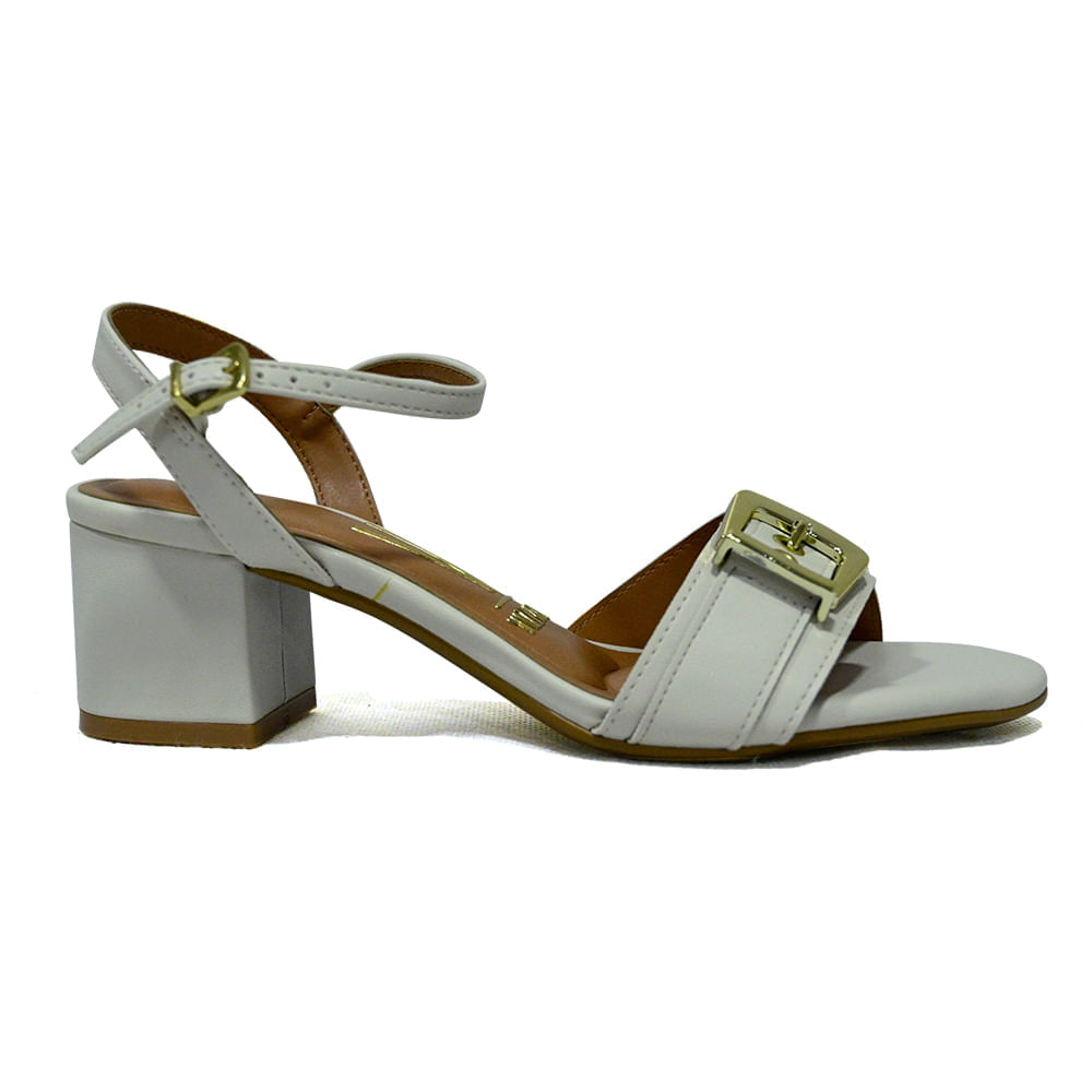 Sandália feminina Vizzano off white vista lateral esquerda com salto bloco médio e fivela dourada