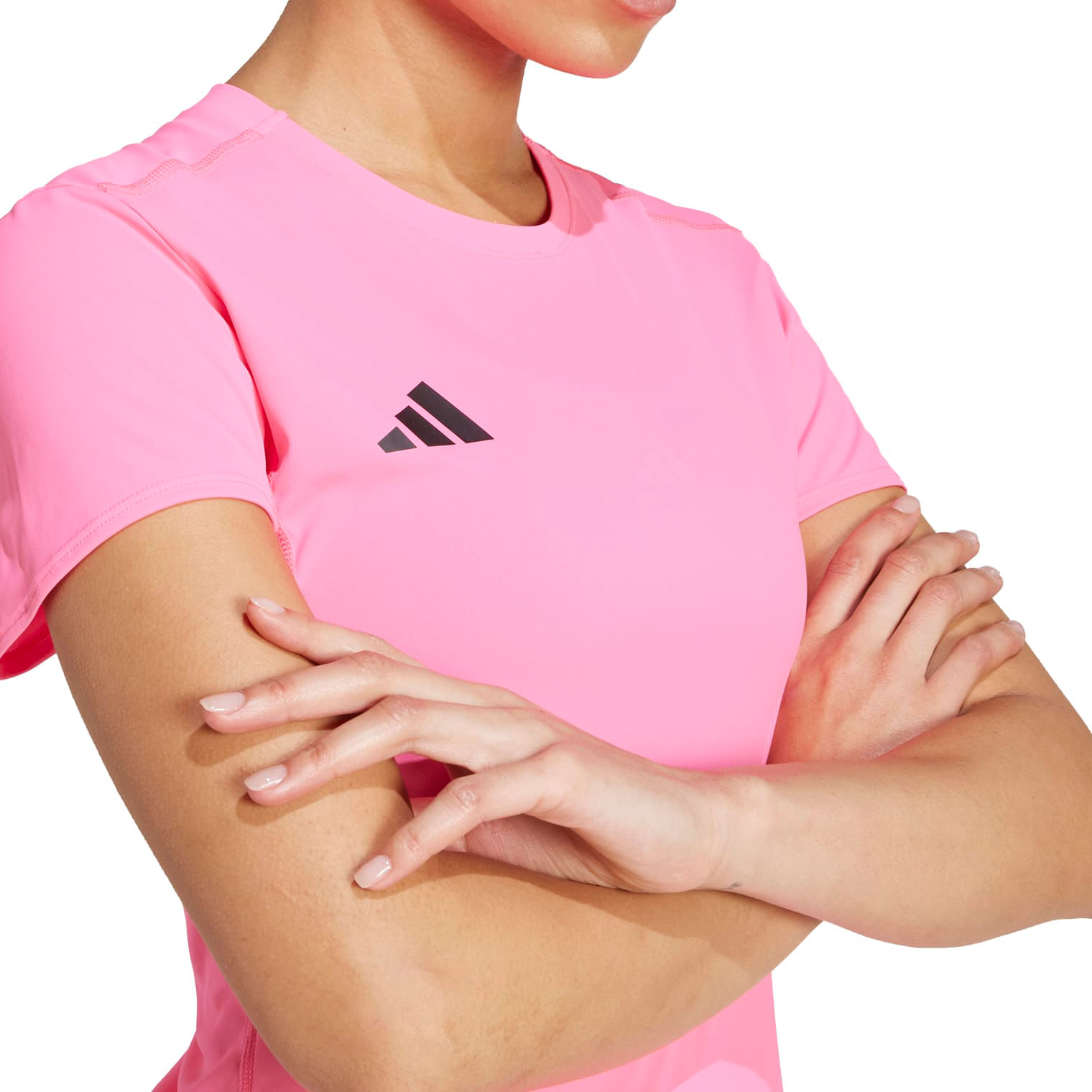 JF3497_7_APPAREL_On-Model_Detail-View-1_white