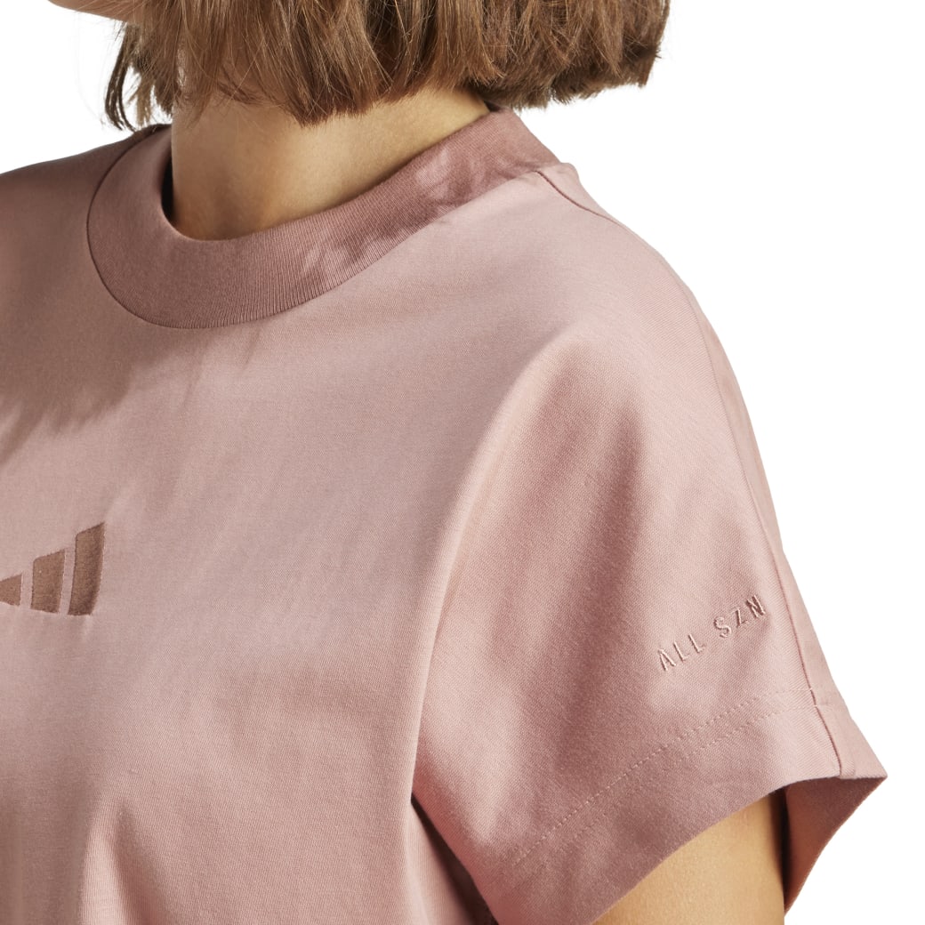 JJ1237_5_APPAREL_On-Model_Detail-View-1_white
