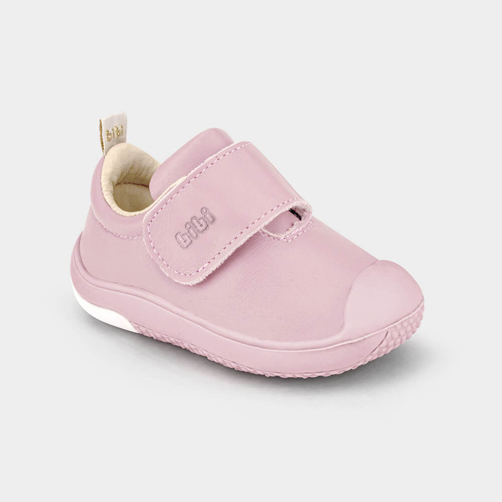 Tênis infantil Bibi Prewalker rosa sugar vista lateral direita com detalhes de conforto