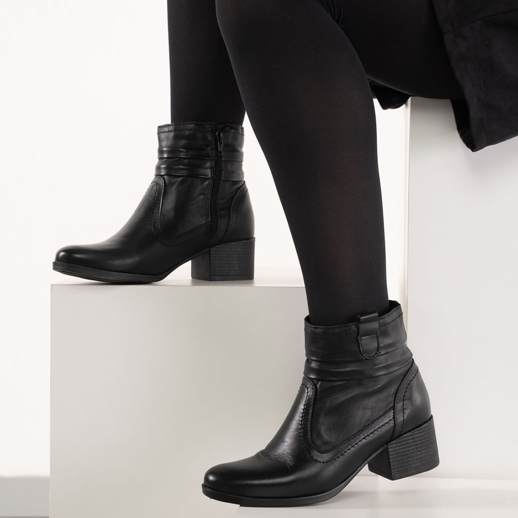 Osc-Bota-B-2550-Preto-Napa-Mestico--9-