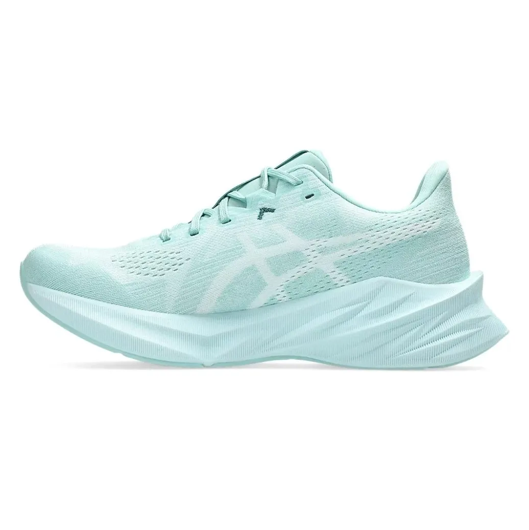 Tênis Asics Dynablast 5 Feminino Azul vista lateral esquerda mostrando design e malha respirável