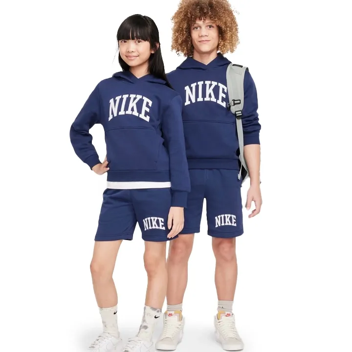 Blusão infantil azul da Nike com capuz e logo branco no peito, vista frontal