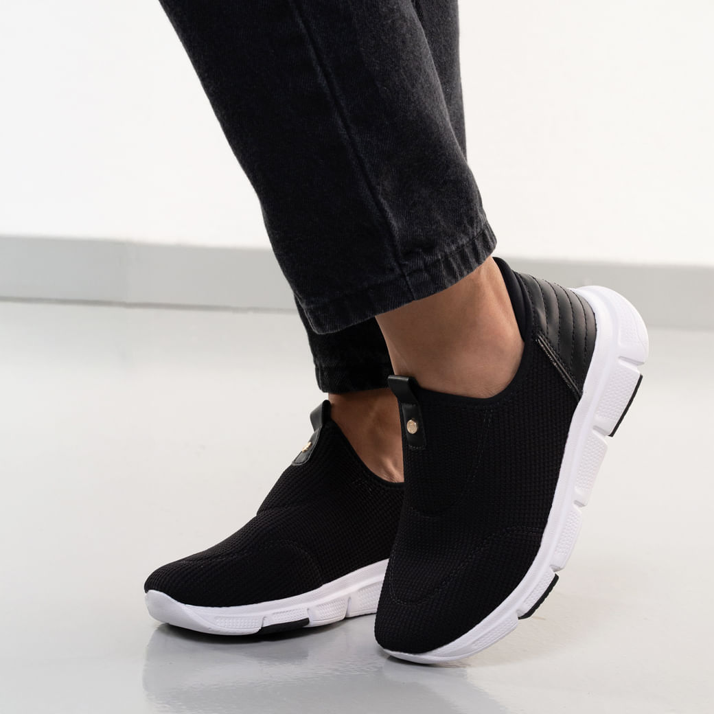 Tênis Casual Comfortflex Slip On Verniz Feminino Preto Paquetá