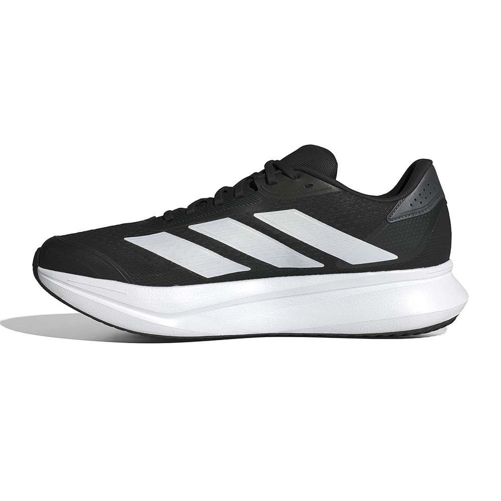 IH8218_5_FOOTWEAR_Photography_Side-Medial-Center-View_white