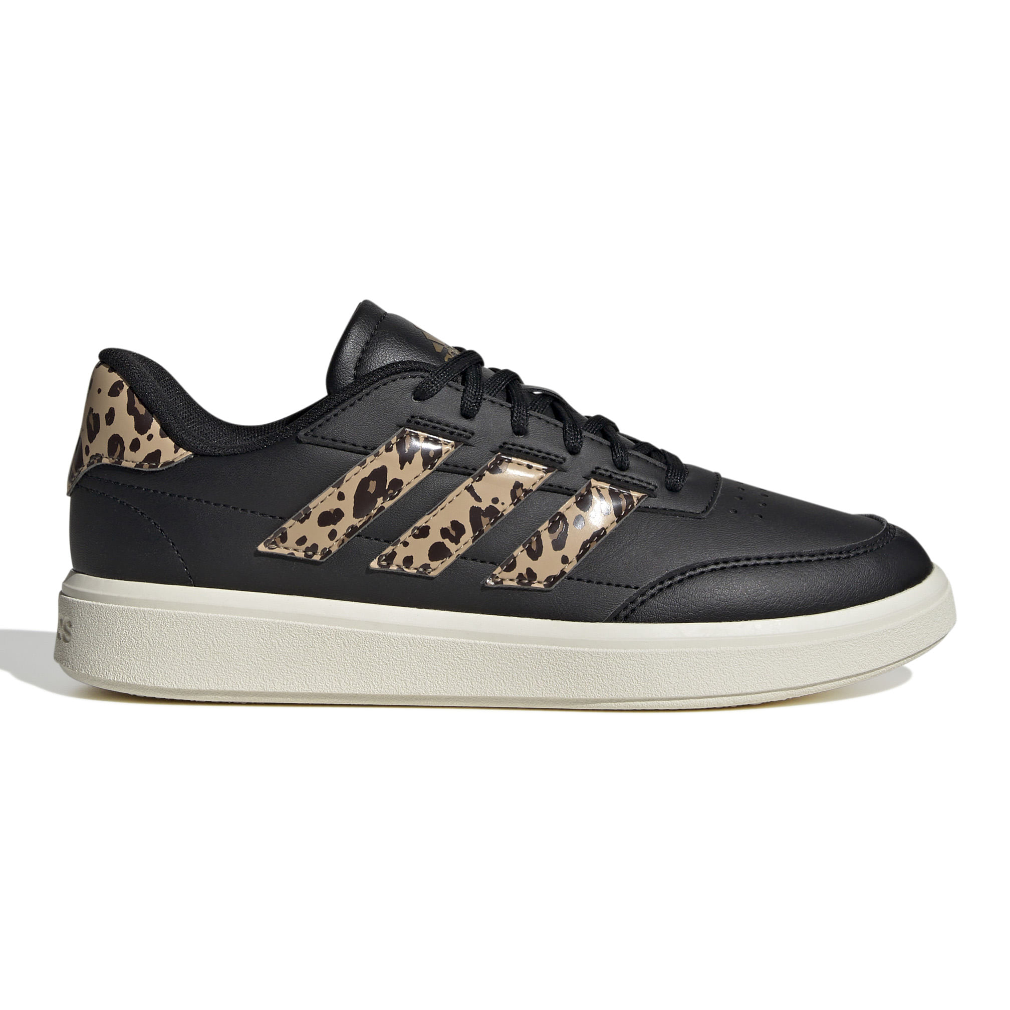 IH0045_1_FOOTWEAR_Photography_Side-Lateral-Center-View_white