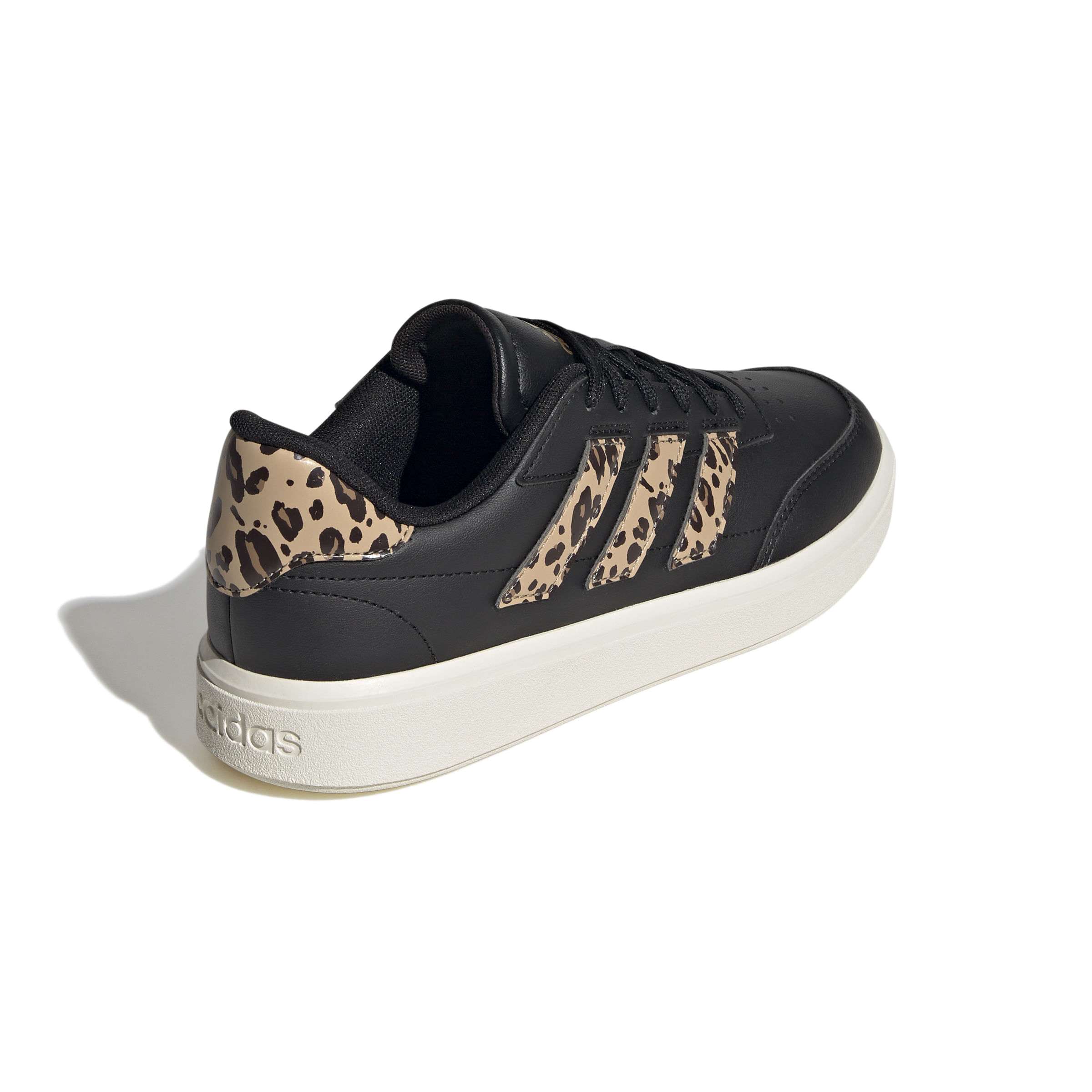 IH0045_7_FOOTWEAR_Photography_Back-Lateral-Top-View_white