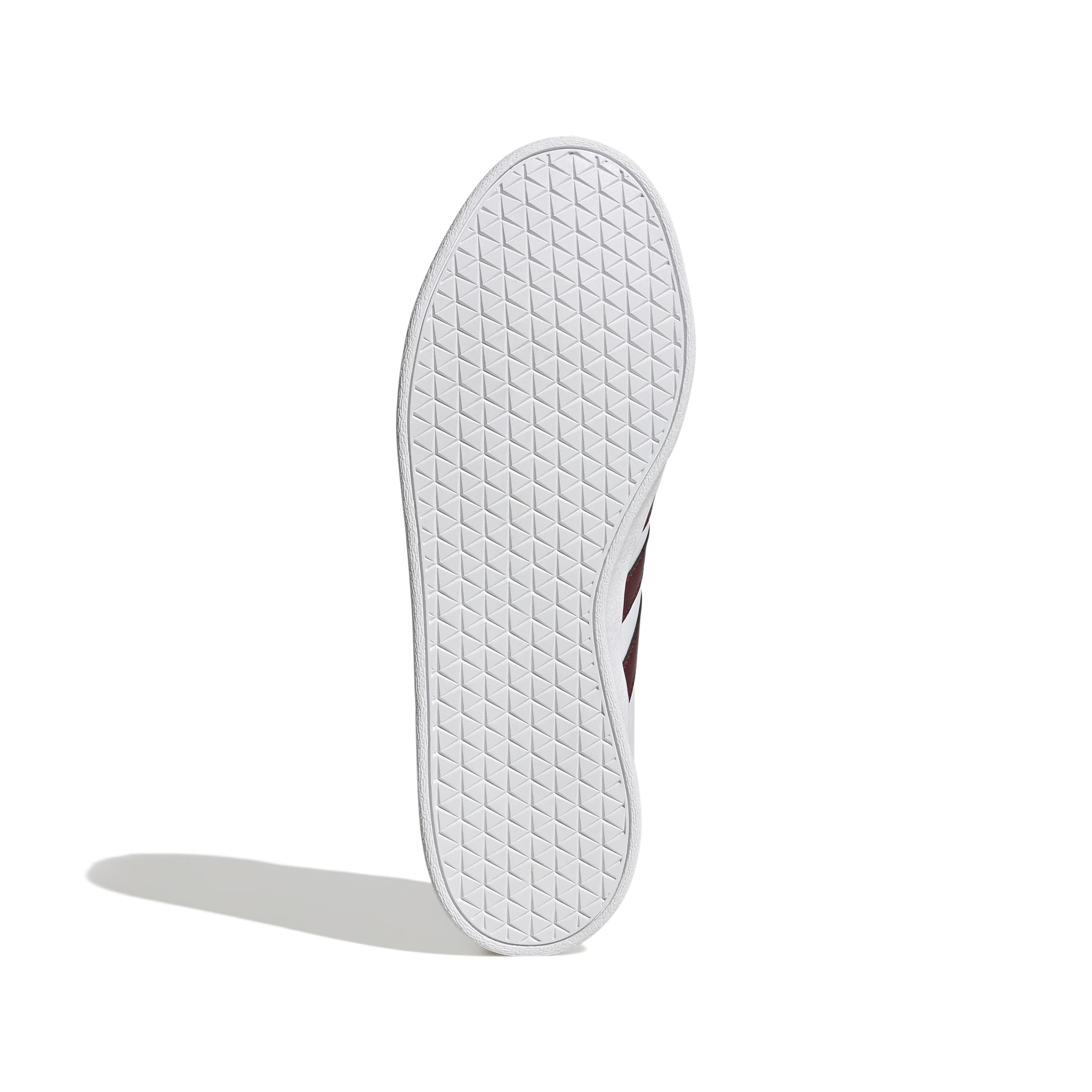 ID3713_4_FOOTWEAR_Photography_Bottom-View_white