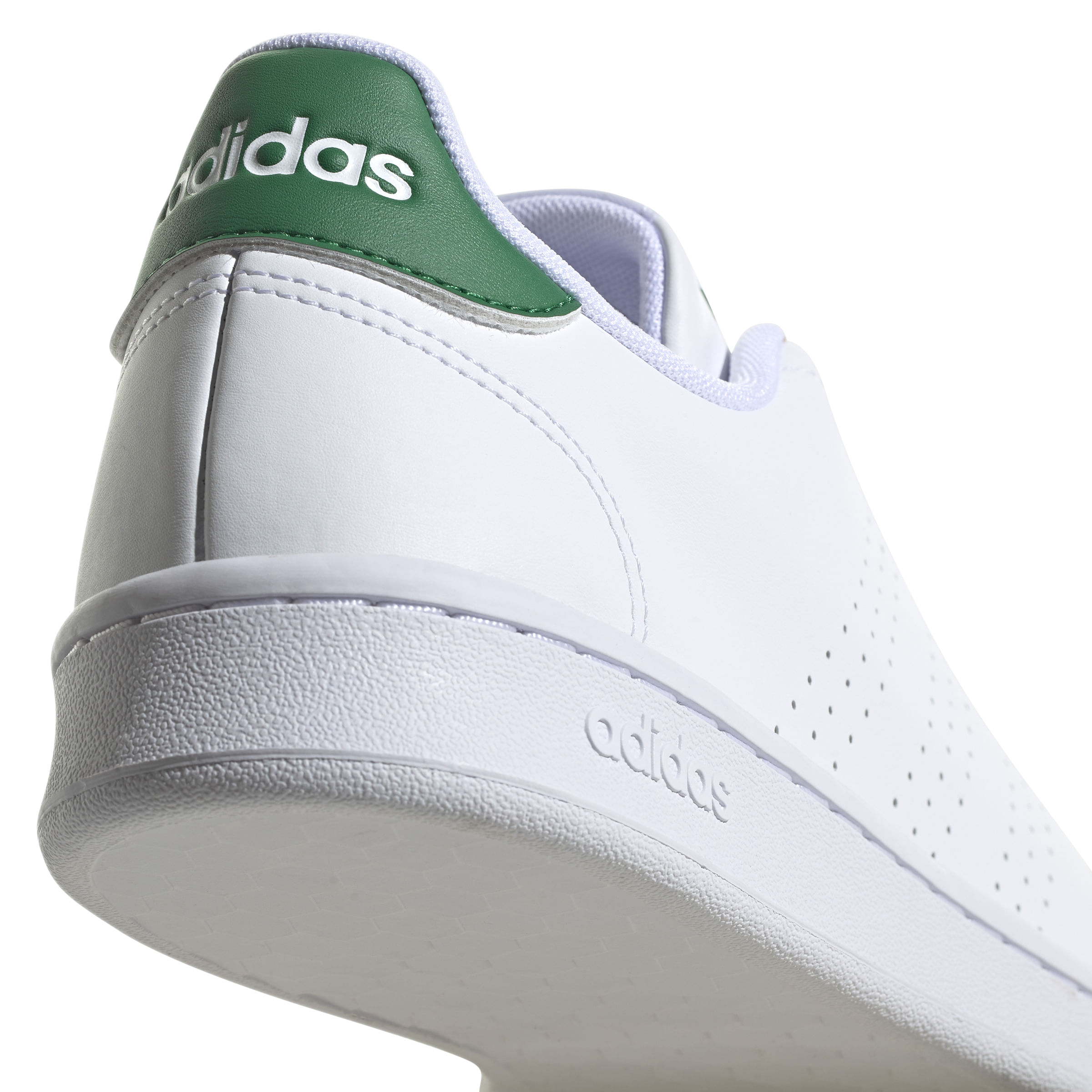 GZ5300_9_FOOTWEAR_Photography_Detail-View-2_white