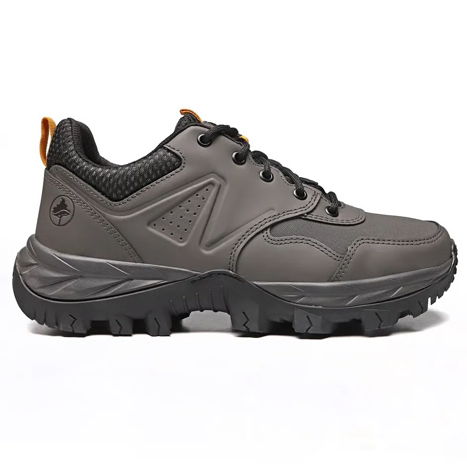 Tênis adventure masculino Macboot Ember 01 cinza grafite vista lateral direita com sola preta tratorada e cadarços pretos