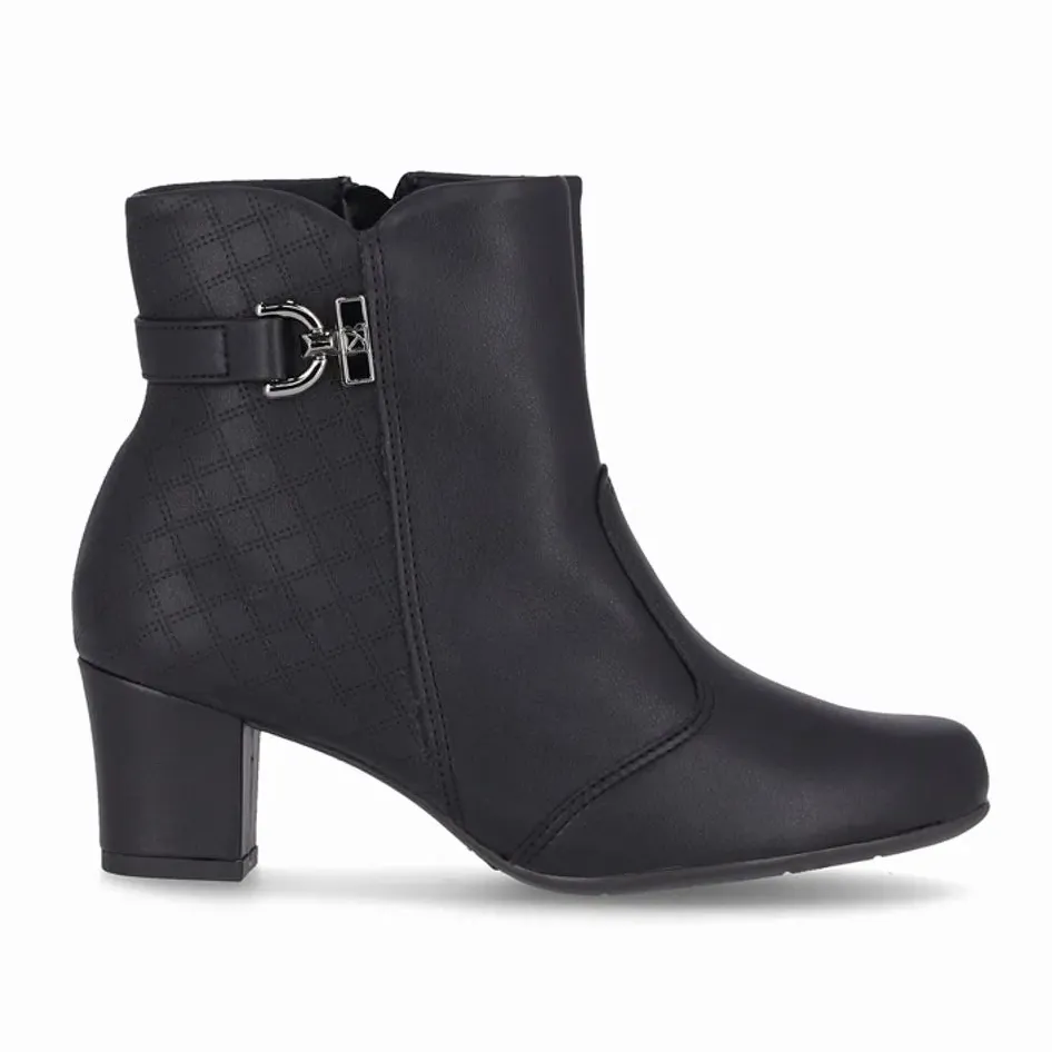 Piccadilly-Bota-110181-6-Preto-Napa-Strech-Matelasse--2-
