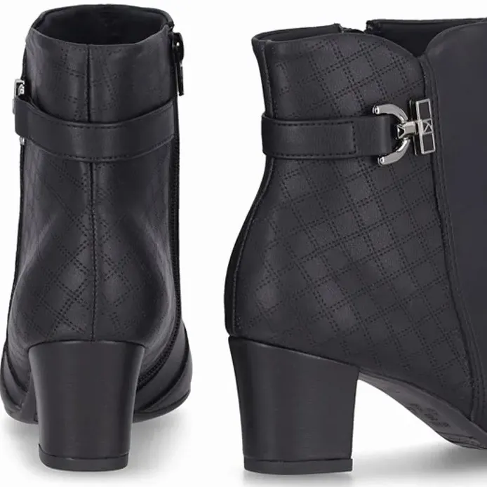 Piccadilly-Bota-110181-6-Preto-Napa-Strech-Matelasse--2