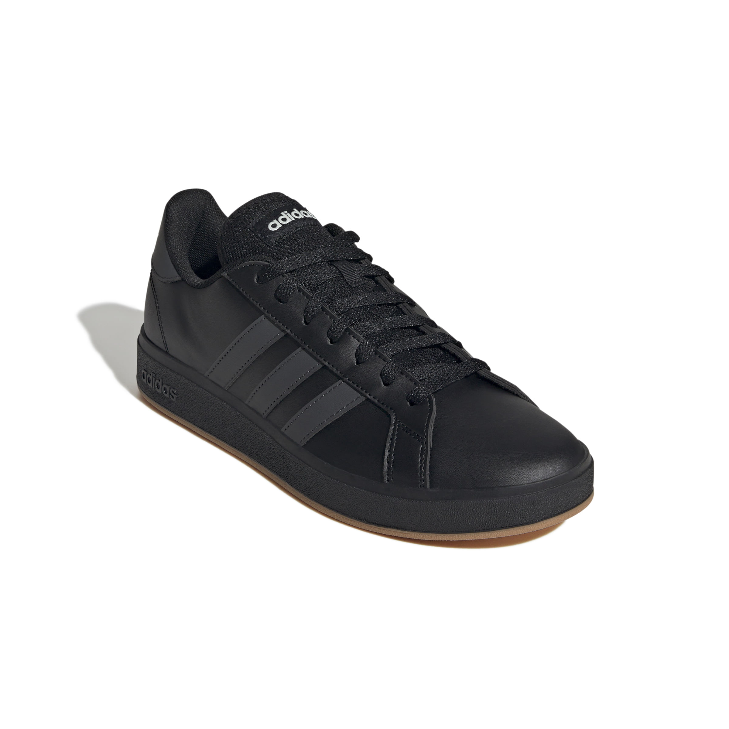JH9365_6_FOOTWEAR_Photography_Front-Lateral-Top-View_white