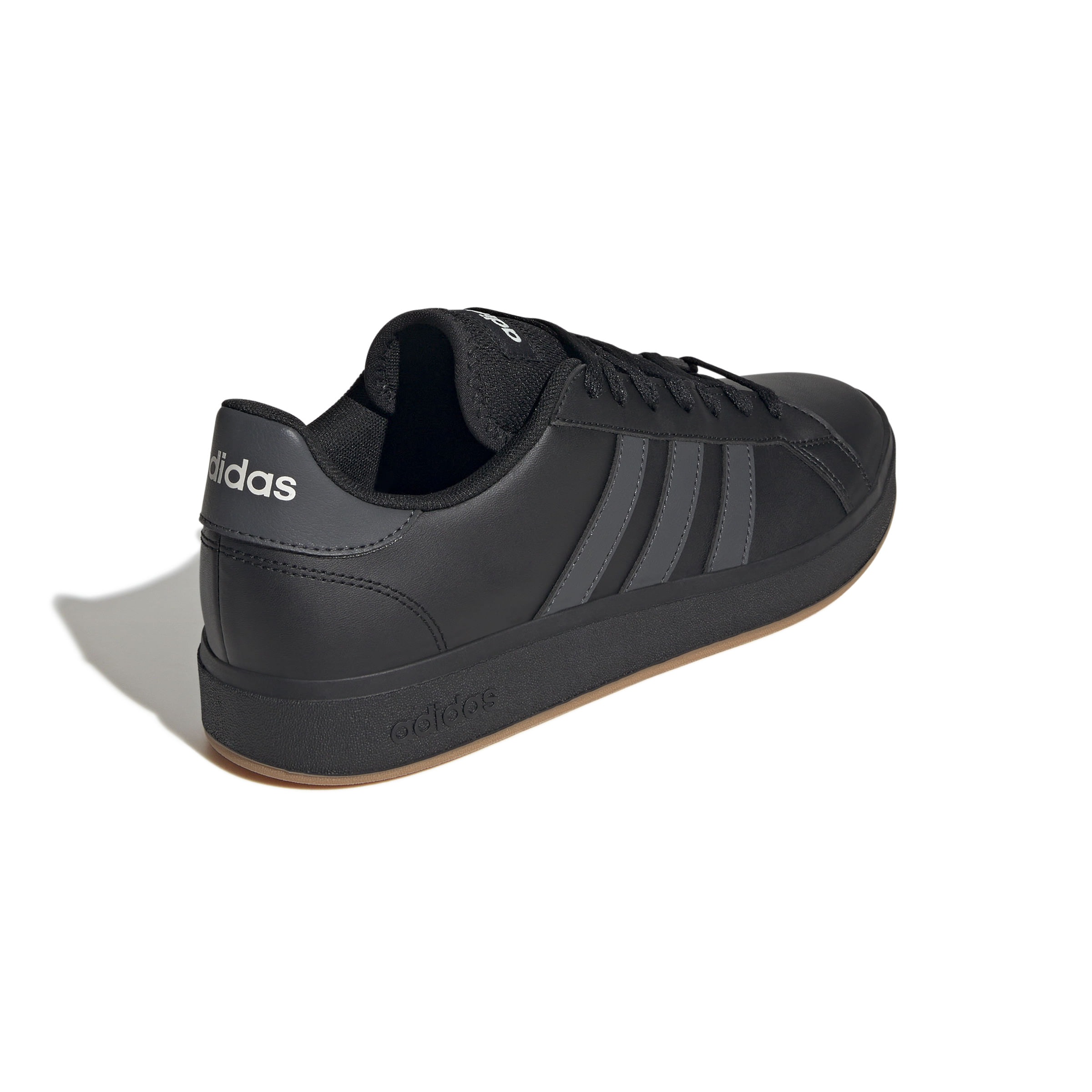 JH9365_7_FOOTWEAR_Photography_Back-Lateral-Top-View_white