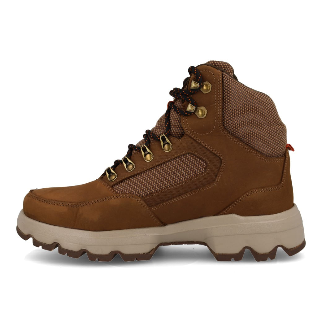 Tênis masculino Adventure marrom em couro Macboot VERDA 02, vista lateral oposta.