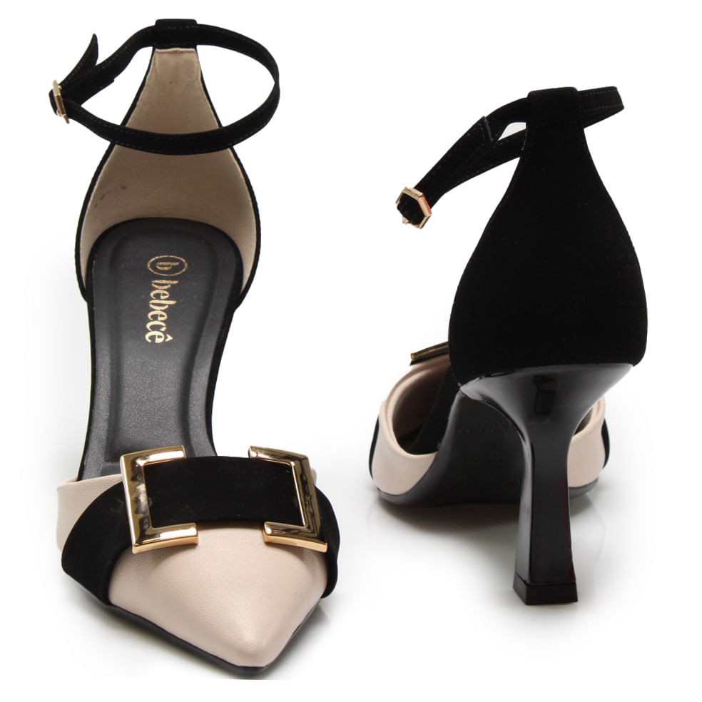Sapato chanel feminino aveia e preto com salto médio fivela dourada Rebecca vista frontal e traseira