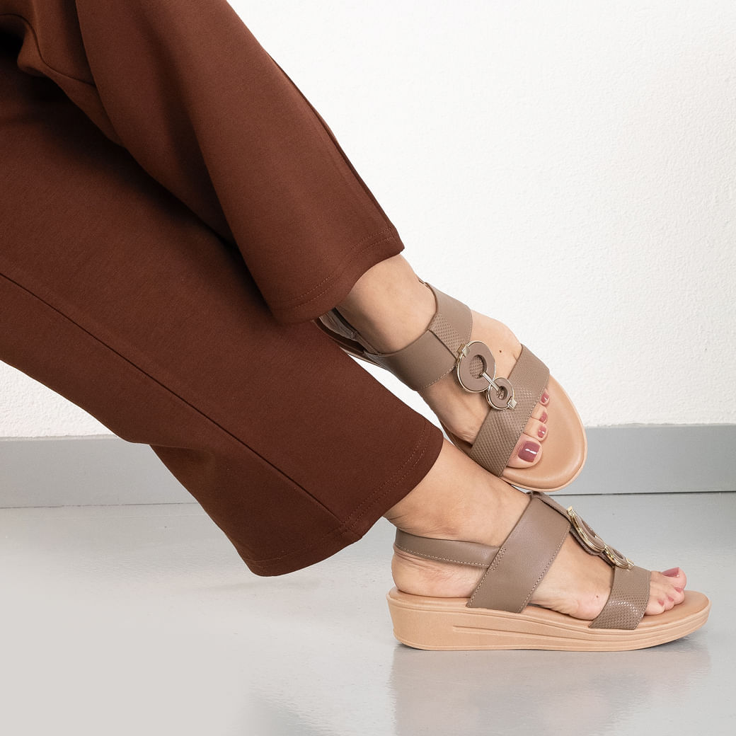 Sandália Feminina Couro Usaflex Conforto Bege Anabela Oscar