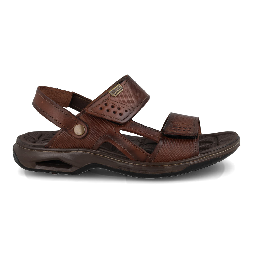 Sandália masculina Pegada pinhão PGD 133206-02 em couro anilina marrom escuro com velcro.