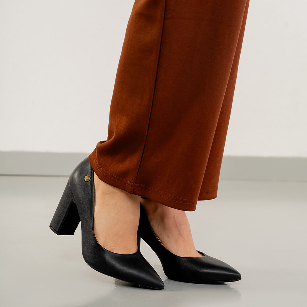 Sapato Scarpin Salto Grosso Preto Vizzano Feminino Oscar