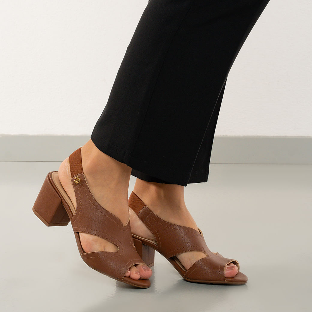 Sandália Modare Conforto Feminina Sintética Bege 4cm Oscar