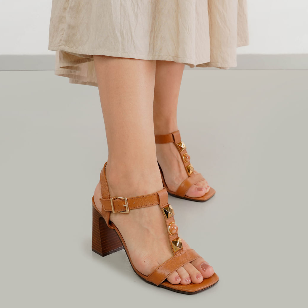 Via-Marte-Sandalia-319001-01-Banoffee-Couro-Capri1