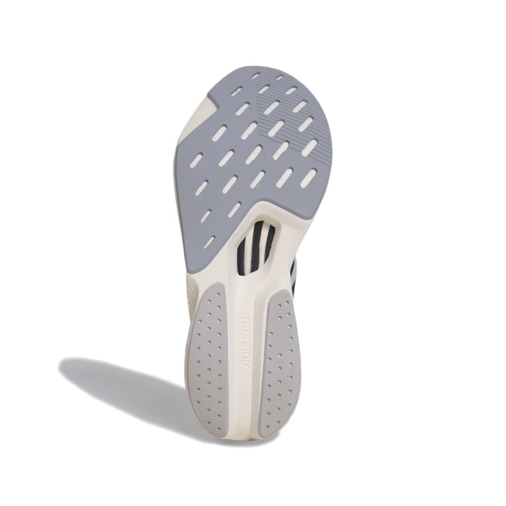 HP7051_4_FOOTWEAR_Photography_Bottom-View_white